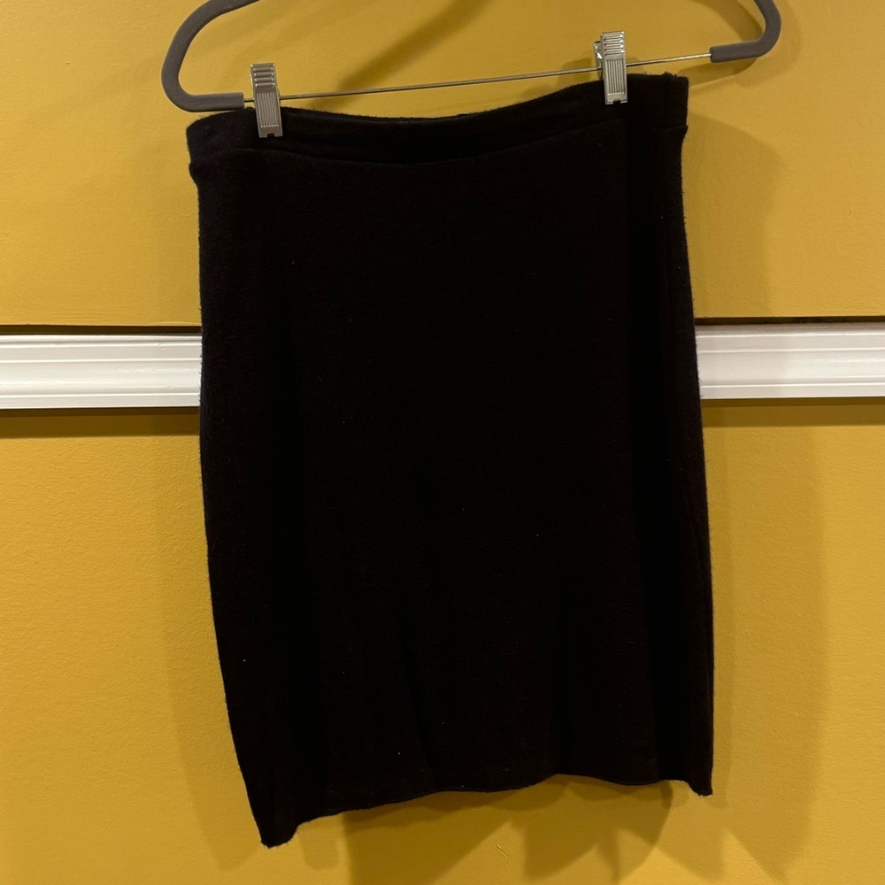 Navy blue American Apparel skirt / size L / rayon nylon stretch soft